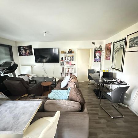 Grande Chambre 14 M2 Avec Salle De Bain Privative A Nanterre Prefecture Proche La Defense Arena Campus Sncf Et Paris Exteriér fotografie