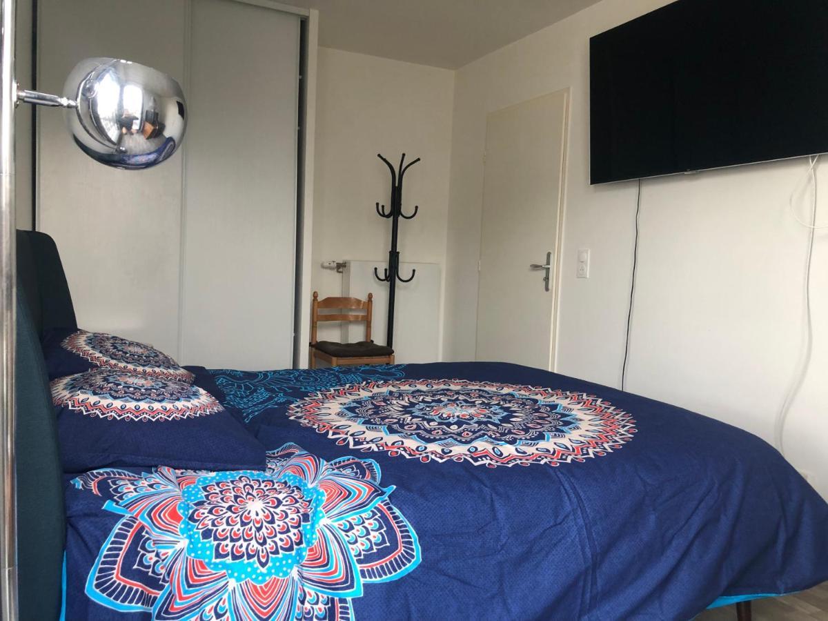 Grande Chambre 14 M2 Avec Salle De Bain Privative A Nanterre Prefecture Proche La Defense Arena Campus Sncf Et Paris Exteriér fotografie