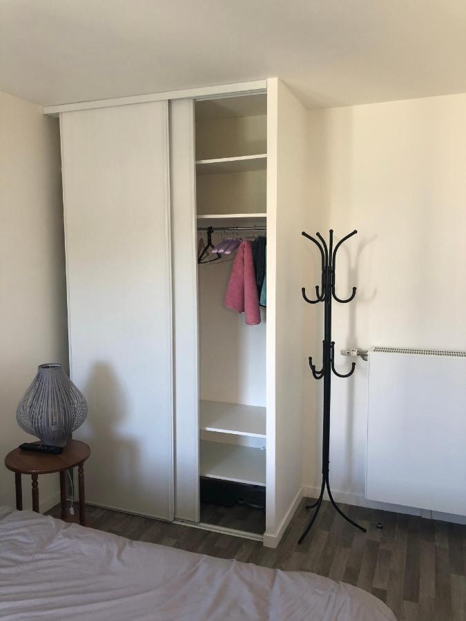 Grande Chambre 14 M2 Avec Salle De Bain Privative A Nanterre Prefecture Proche La Defense Arena Campus Sncf Et Paris Exteriér fotografie