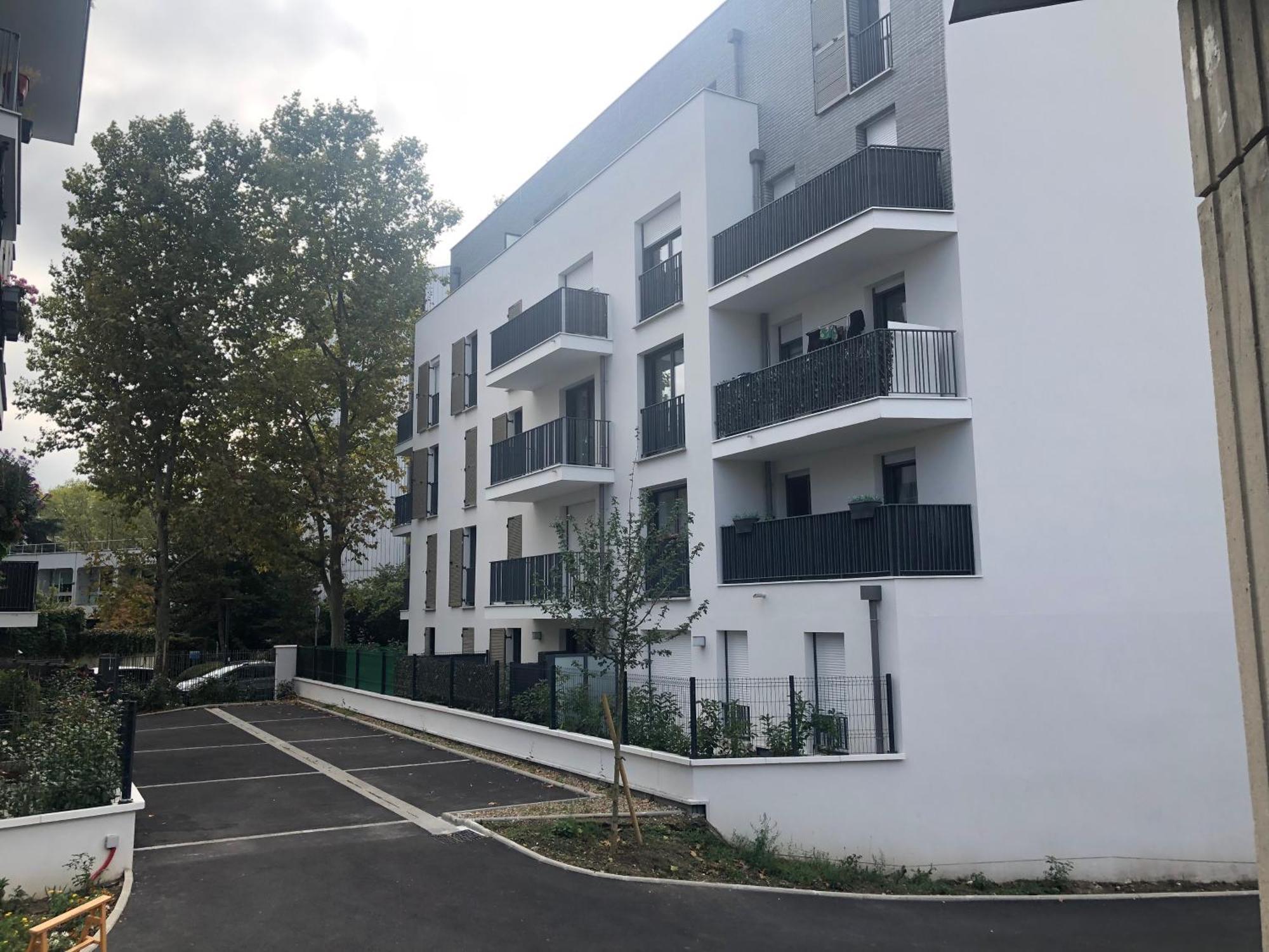 Grande Chambre 14 M2 Avec Salle De Bain Privative A Nanterre Prefecture Proche La Defense Arena Campus Sncf Et Paris Exteriér fotografie
